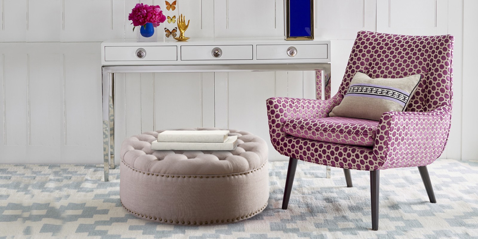 Stylish Tufted Round Pouffe in Beige Colour by Dreamzz Furniture